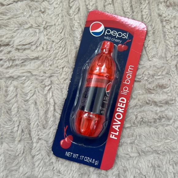Pepsi wild cherry flavored lip balm new in sealed packaging - Picture 13 of 16